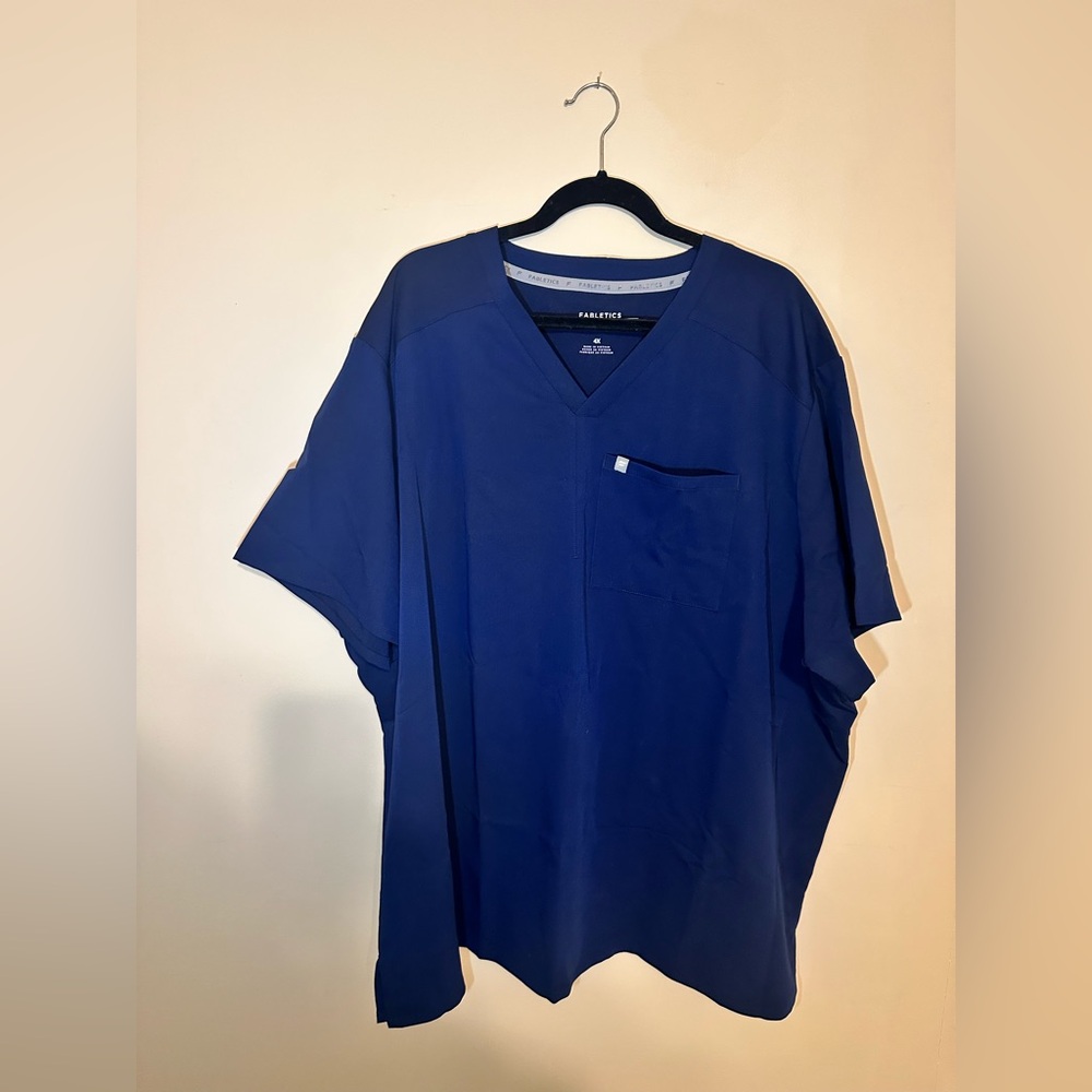 Fabletics Men’s Deep Blue V-Neck Short Sleeve Top